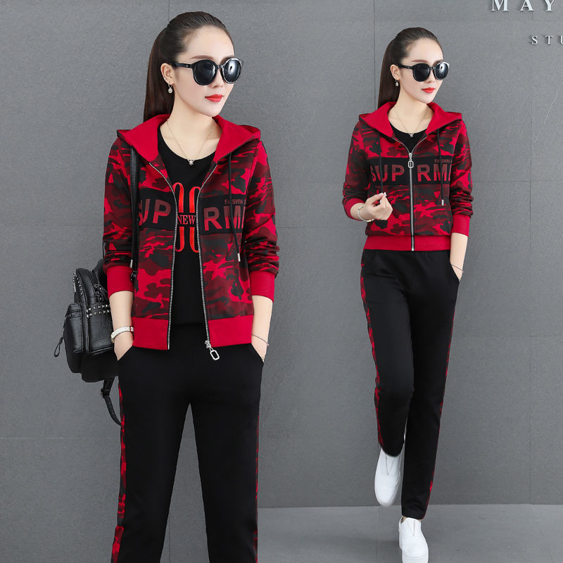 The 2022 autumn new Korean-style fashionable and stylish outdoor hooded long-sleeved three-piece camouflage sportswear set is trendy detail image 8