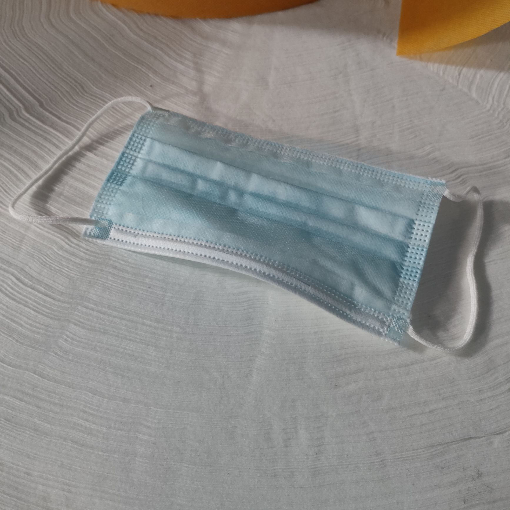 一次性口罩实物图