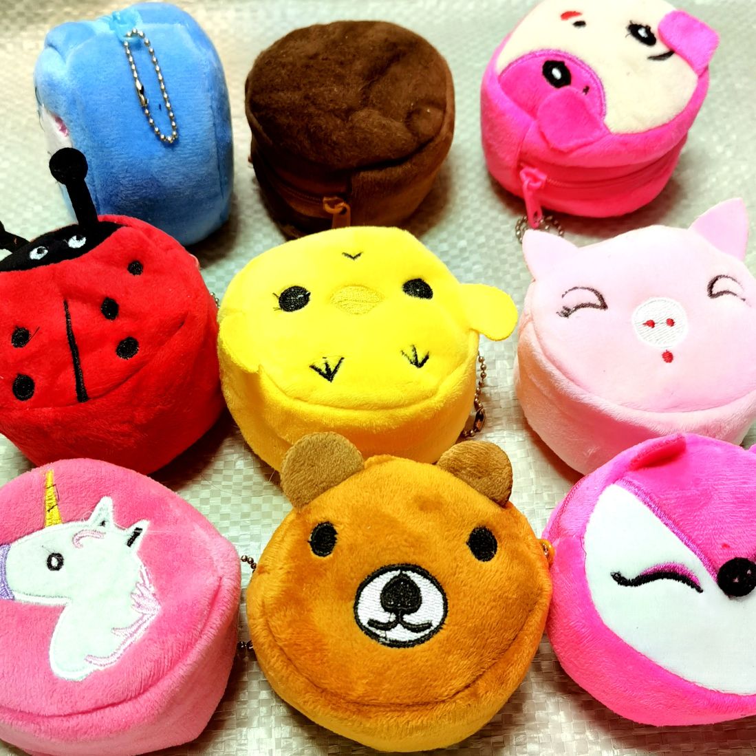 儿童零钱包实物图