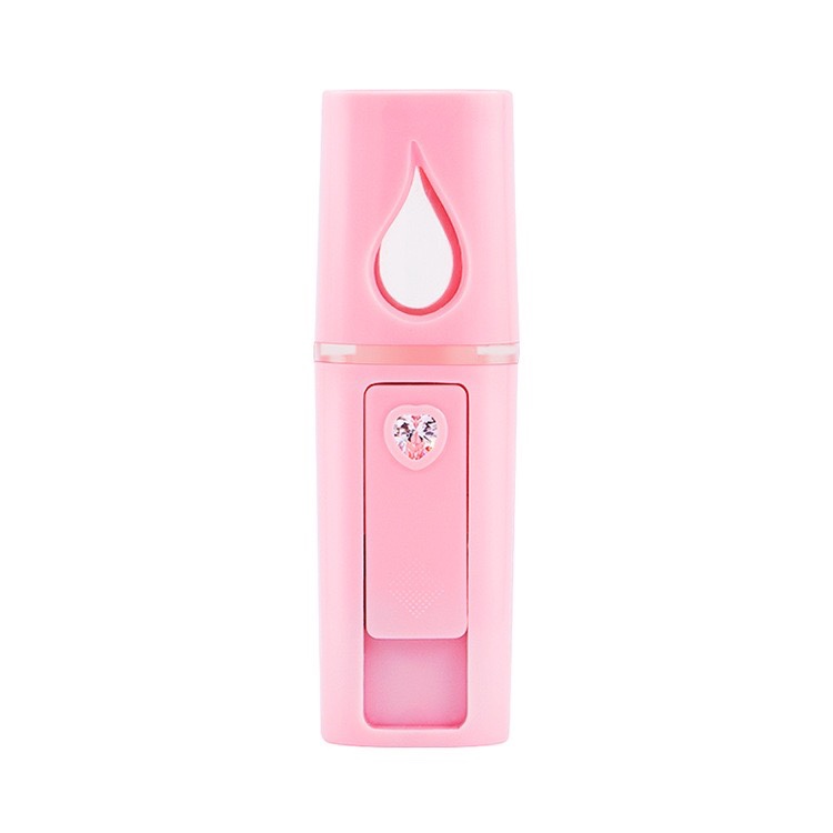 Mini humidifier with mirror Application Scenario