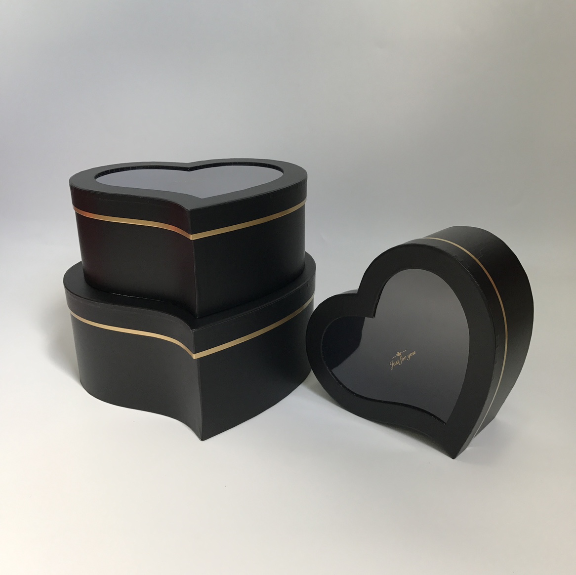 Special color printed heart-shaped hollowed-out gift box, soap flower box, craft gift box Specification image