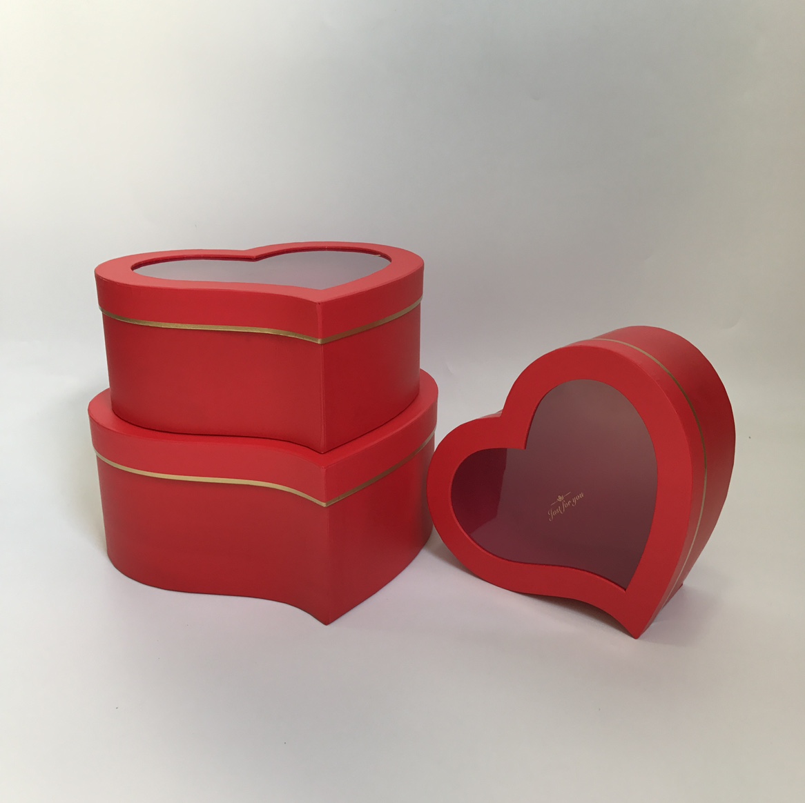 Special color printed heart-shaped hollowed-out gift box, soap flower box, craft gift box
