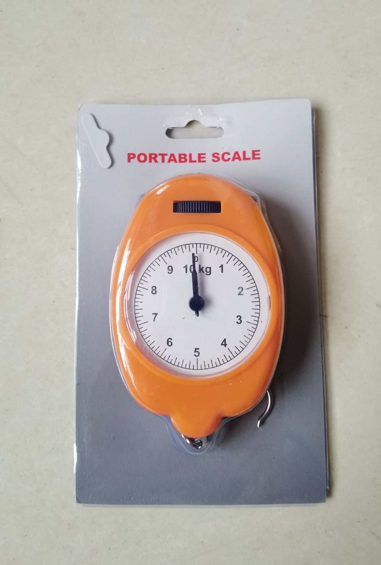 Factory direct sales of spring hook hand-held scales with 10kg and 5kg dials, old-fashioned hand-held scales Application Scenario