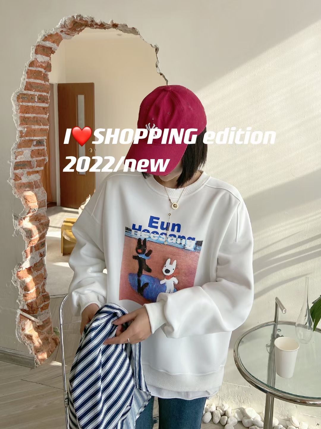 A new style of loose women's hoodie with cartoon print design detail image 6