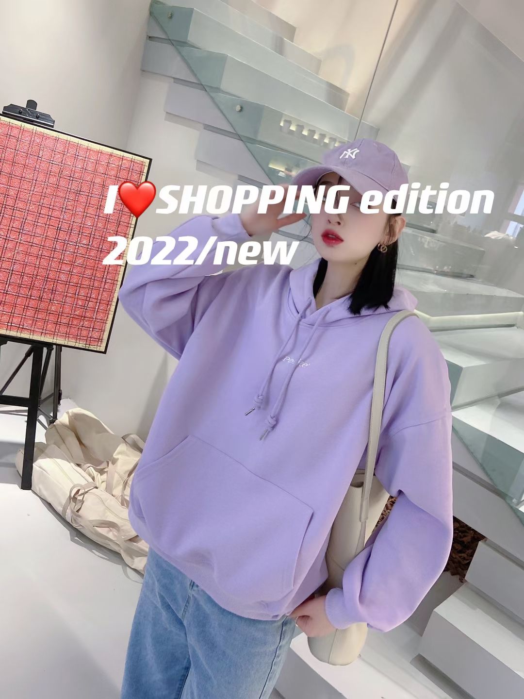 The candy-colored hooded sweatshirt is versatile for women, loose and eye-catching. The new spring 2022 pullover design is a trendy and niche top detail image 4