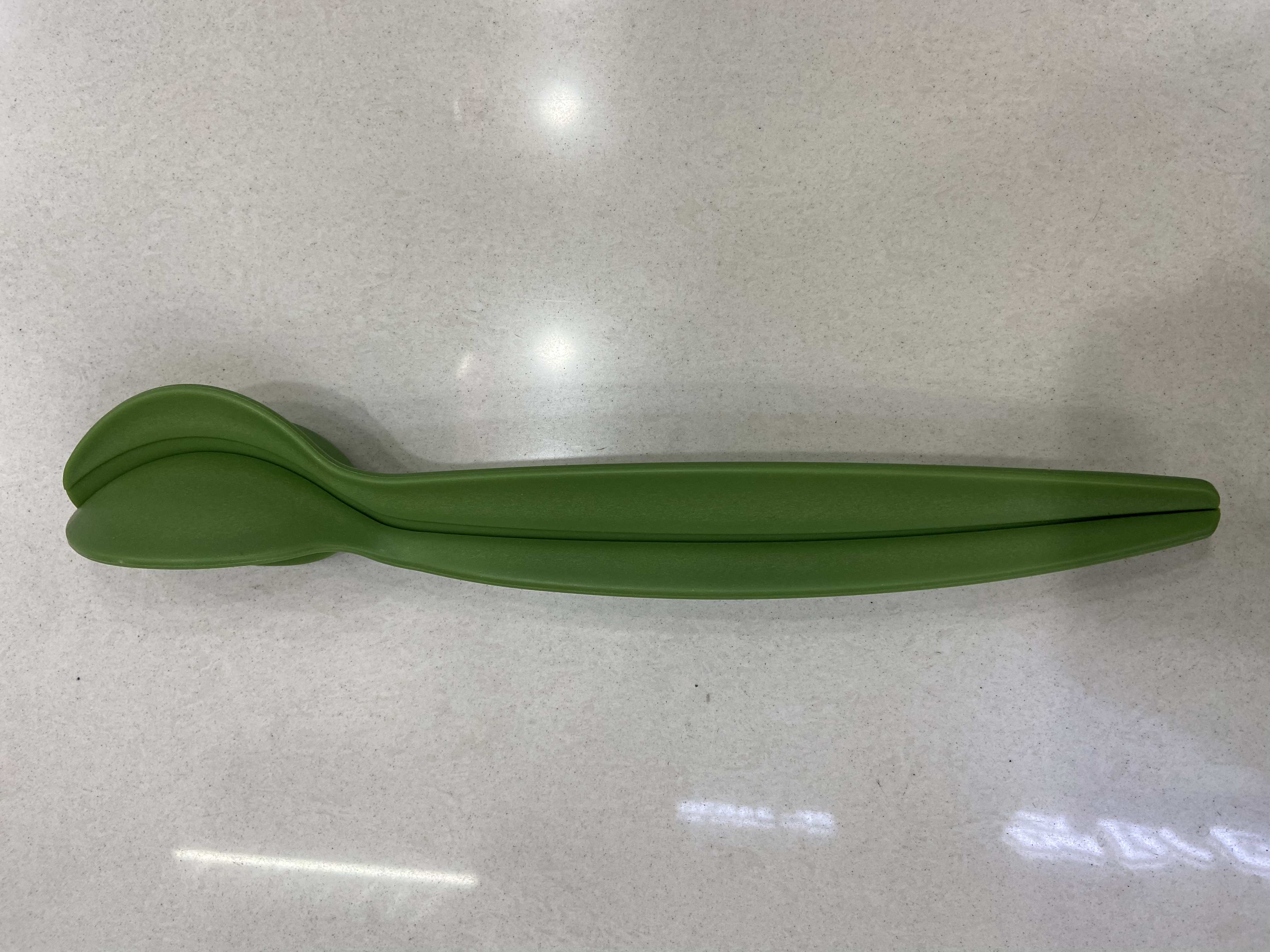 Multi-functional salad blender and juicer Item Picture