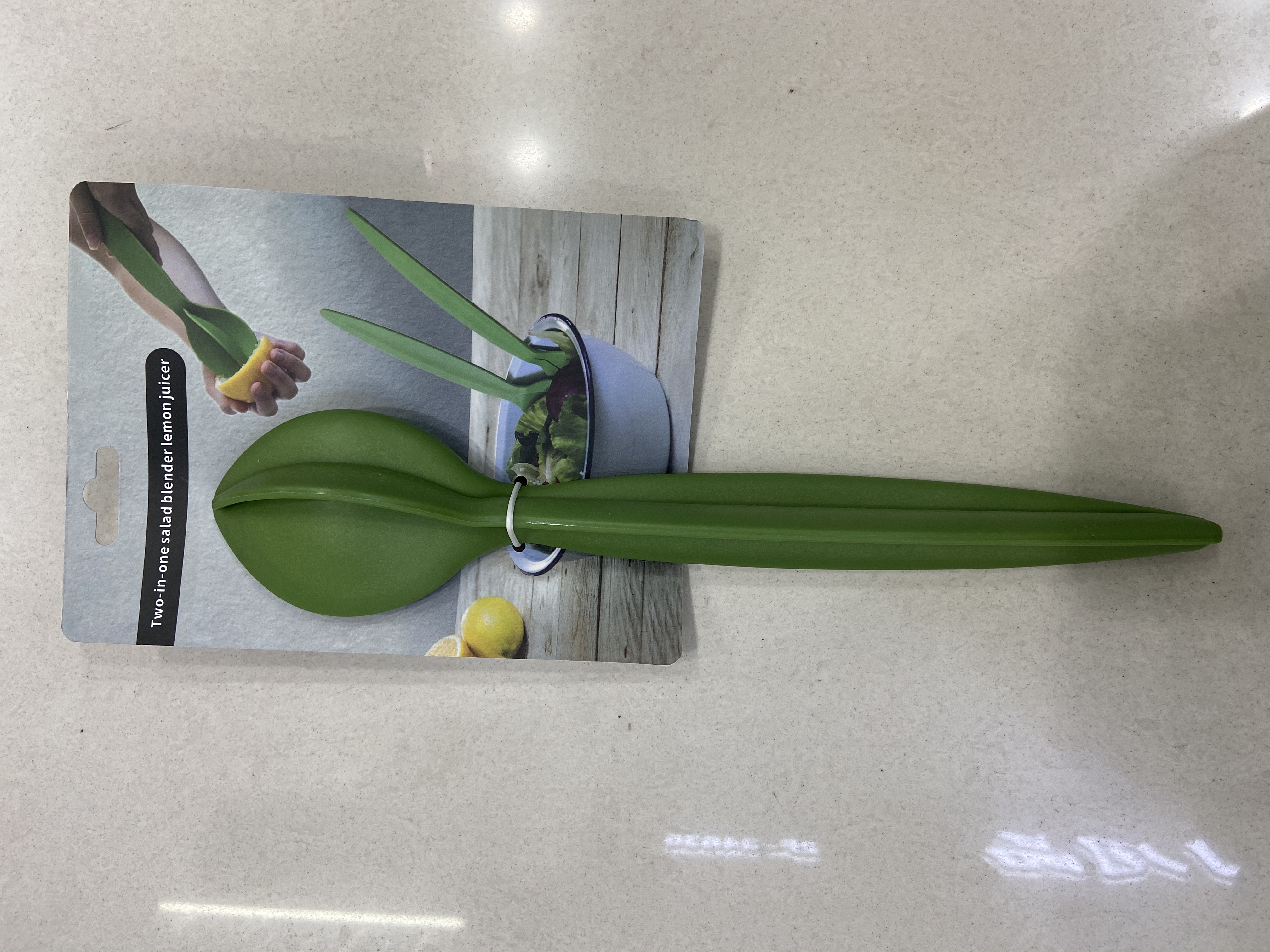 Multi-functional salad blender and juicer