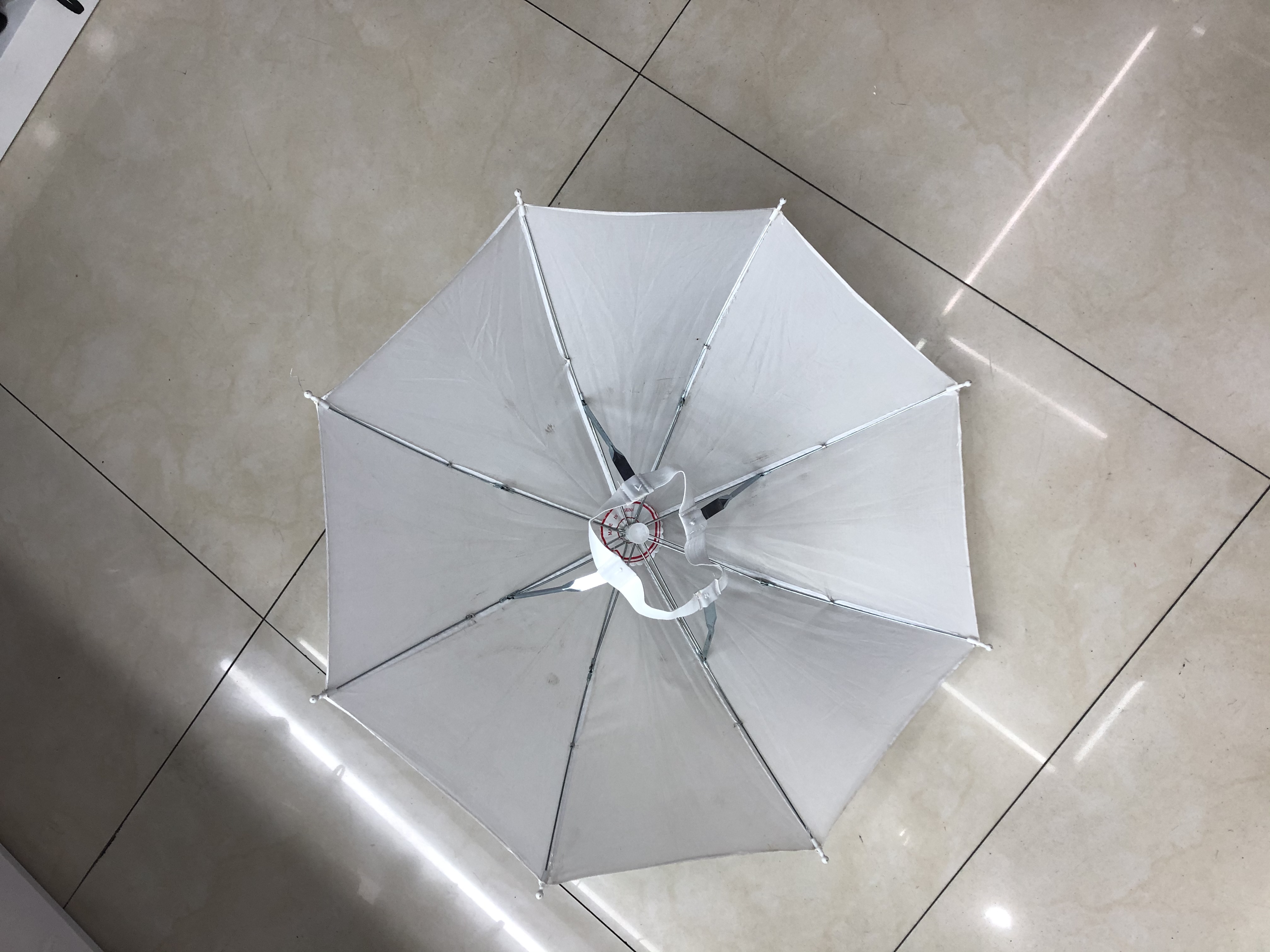 White hat umbrella details Picture