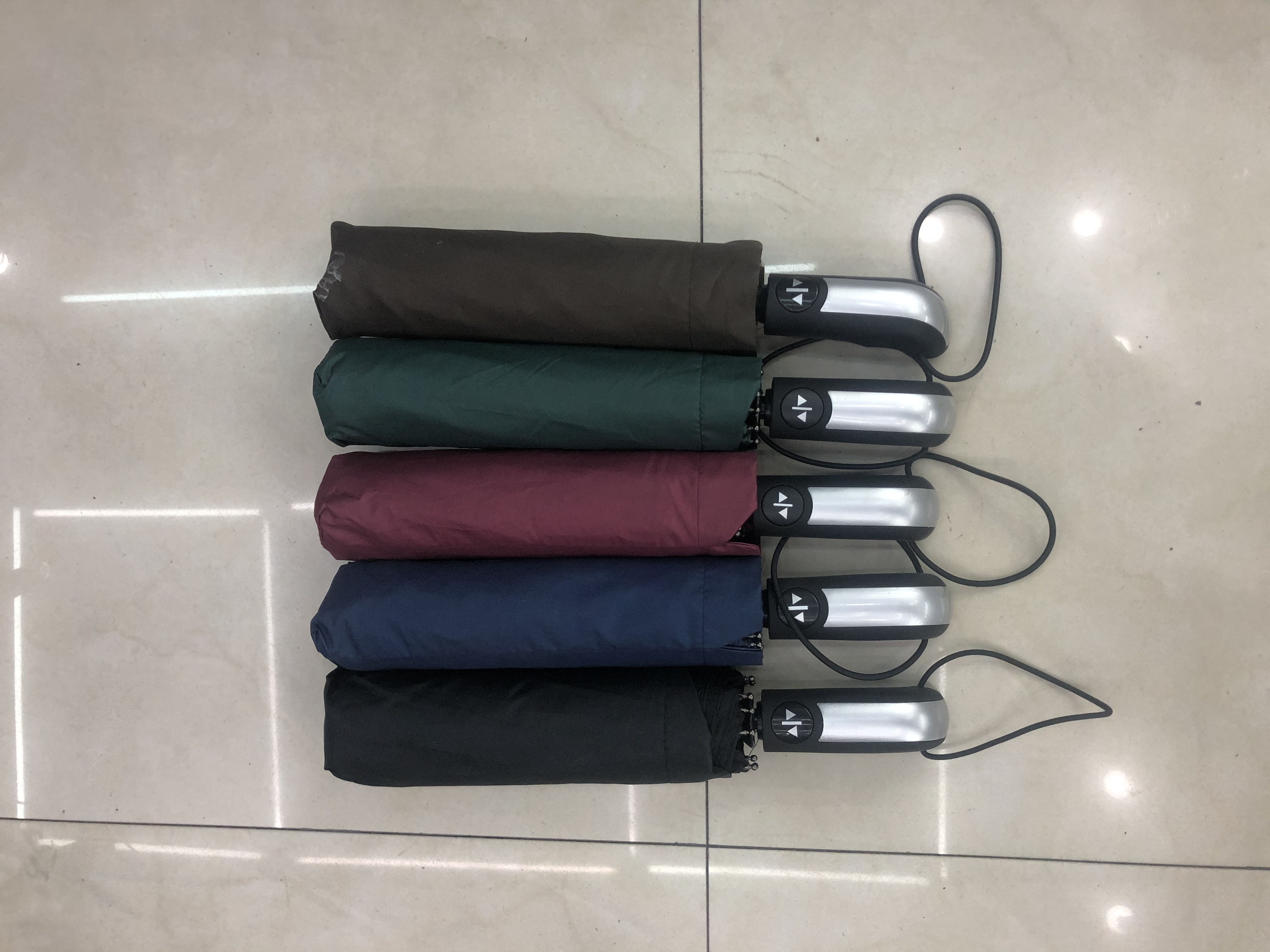 10开三折全自动喷漆布伞