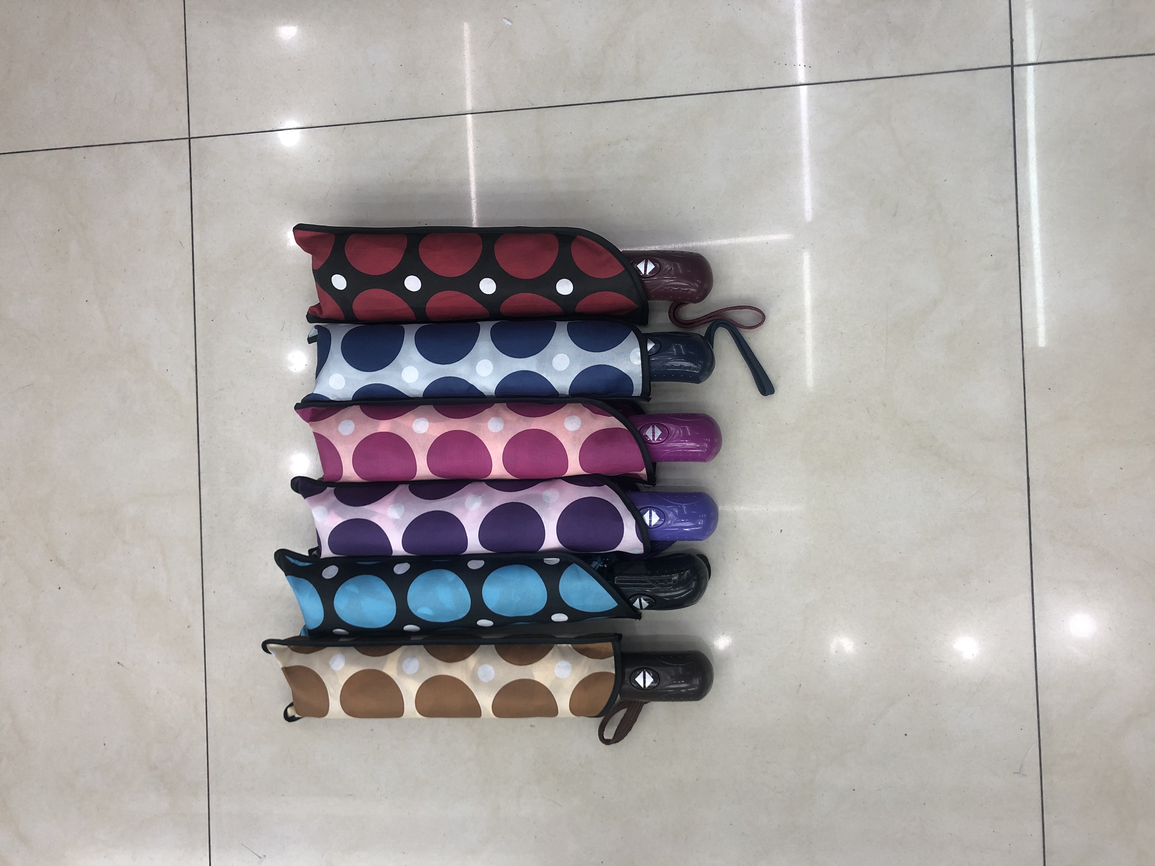 三折全自动喷漆布圈圈伞