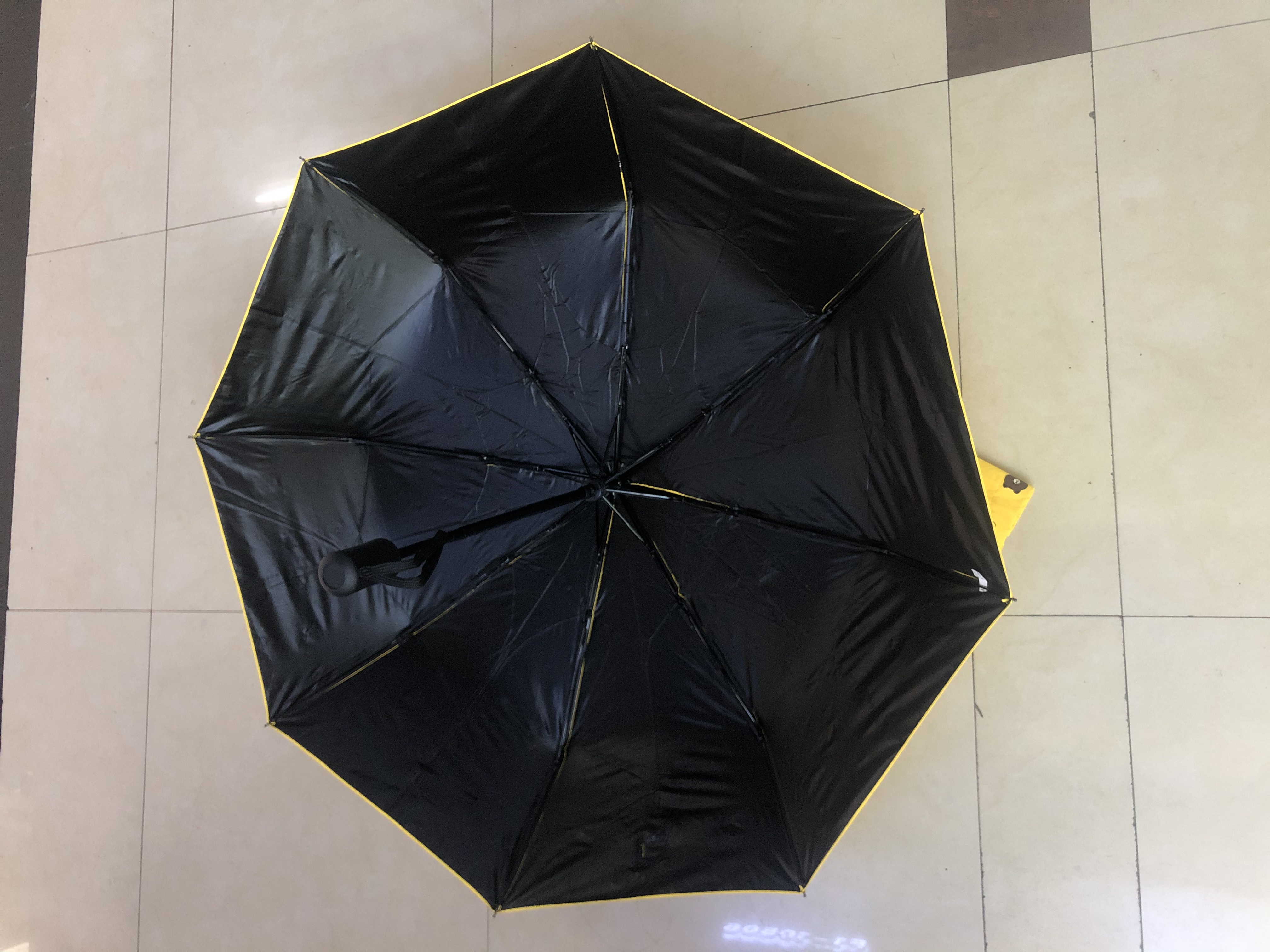 三折喷漆布/黑胶伞/伞架铁产品图