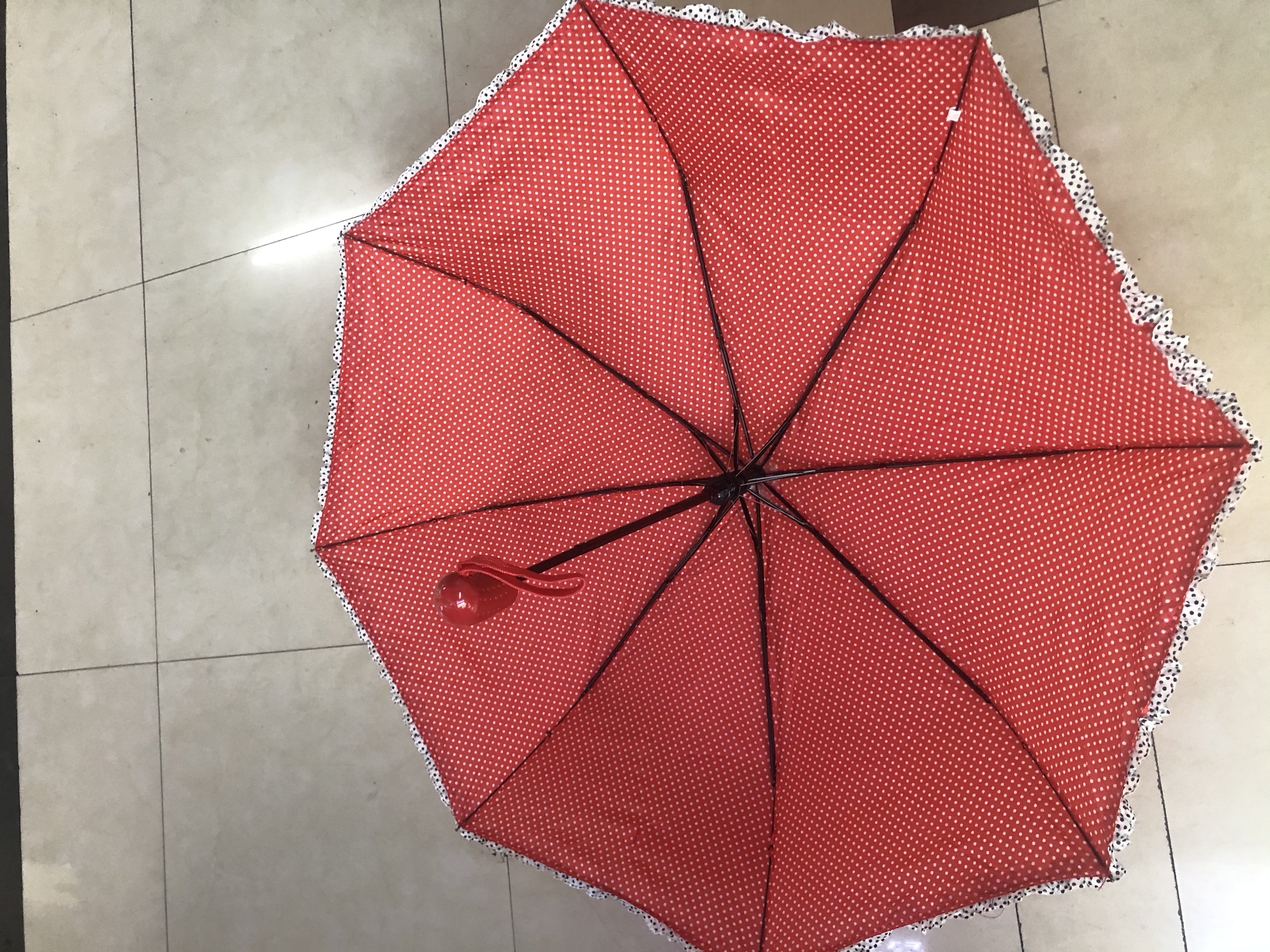 Three-fold and a half automatic spray-painted fabric dot lace umbrella Specification image