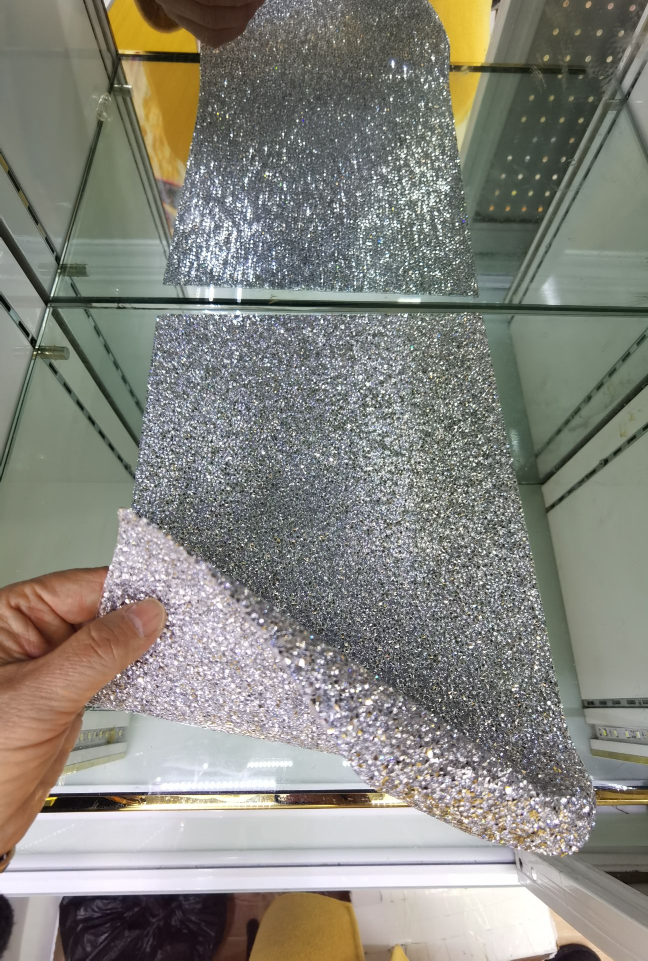 Resin diamond fabric, pointed diamond, mixed diamond, random diamond cut fabric Item Picture