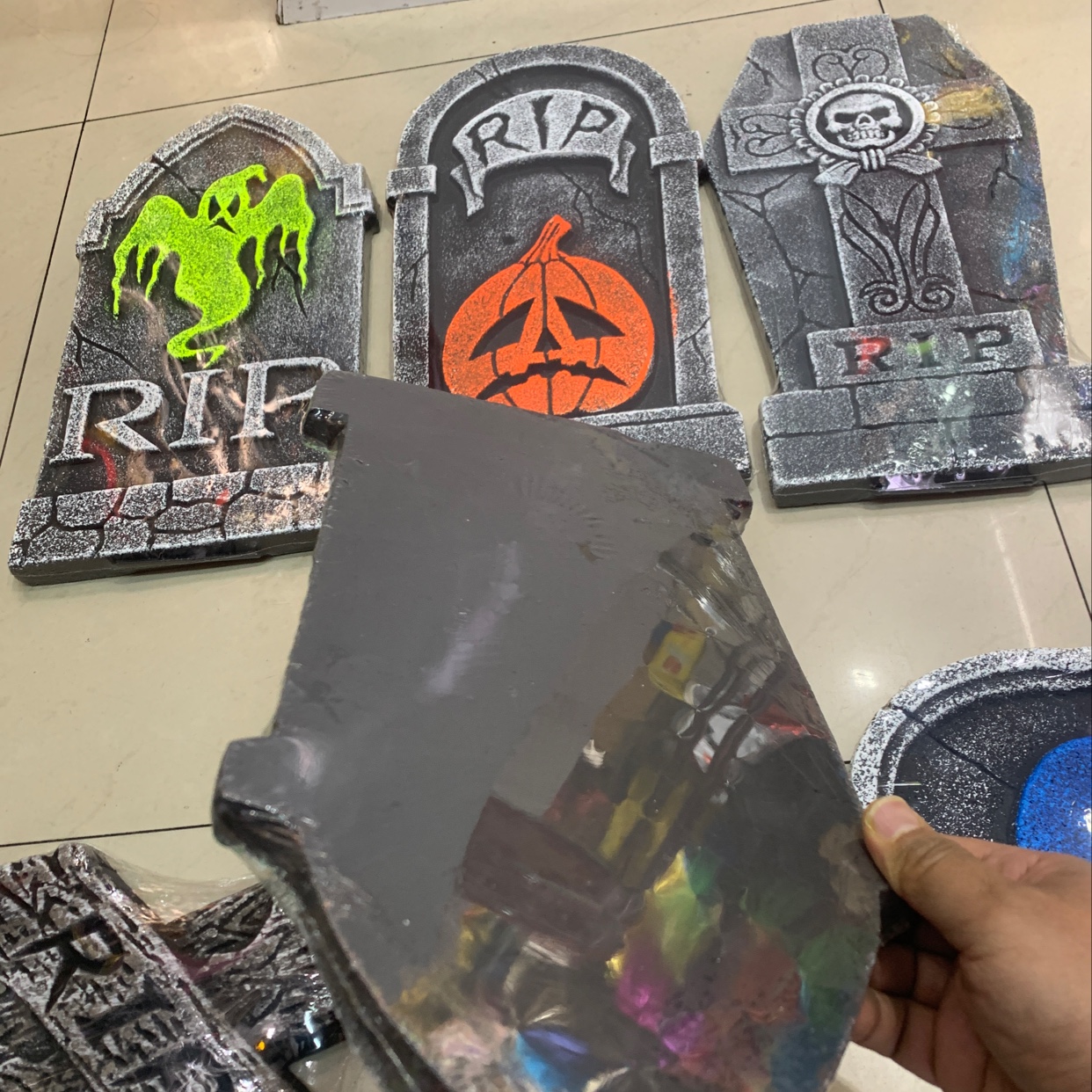 European and American Halloween tombstone decoration props foam various styles of tombstones RIP Specification image