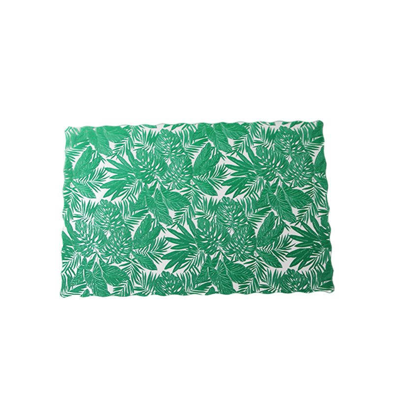 Wholesale of European-style pvc decorative placemats, gold-embossed placemats, leaf-shaped printed hollowed-out heat-insulating placemats