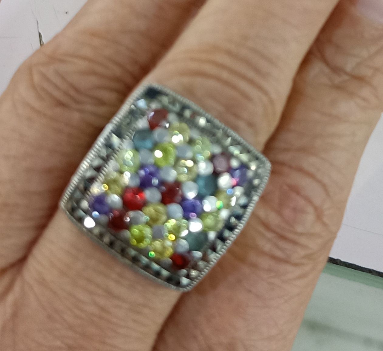 芳雁珠宝泰银钻戒详情图4