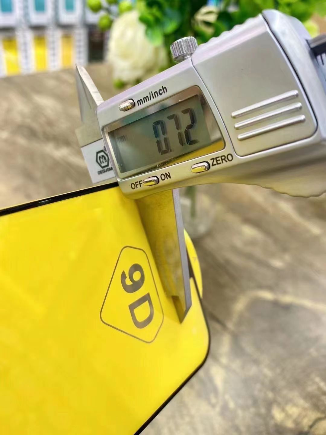 9D丝印二强钢化膜 9D手机钢化膜详情图8