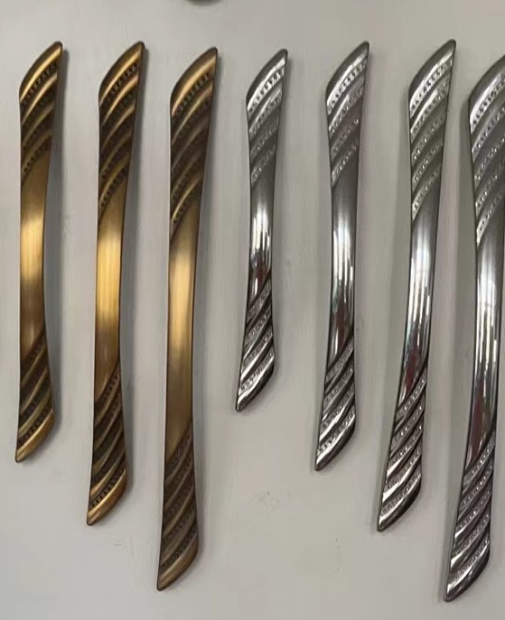 Aleación de zinc bronceado imitación diamante tirador