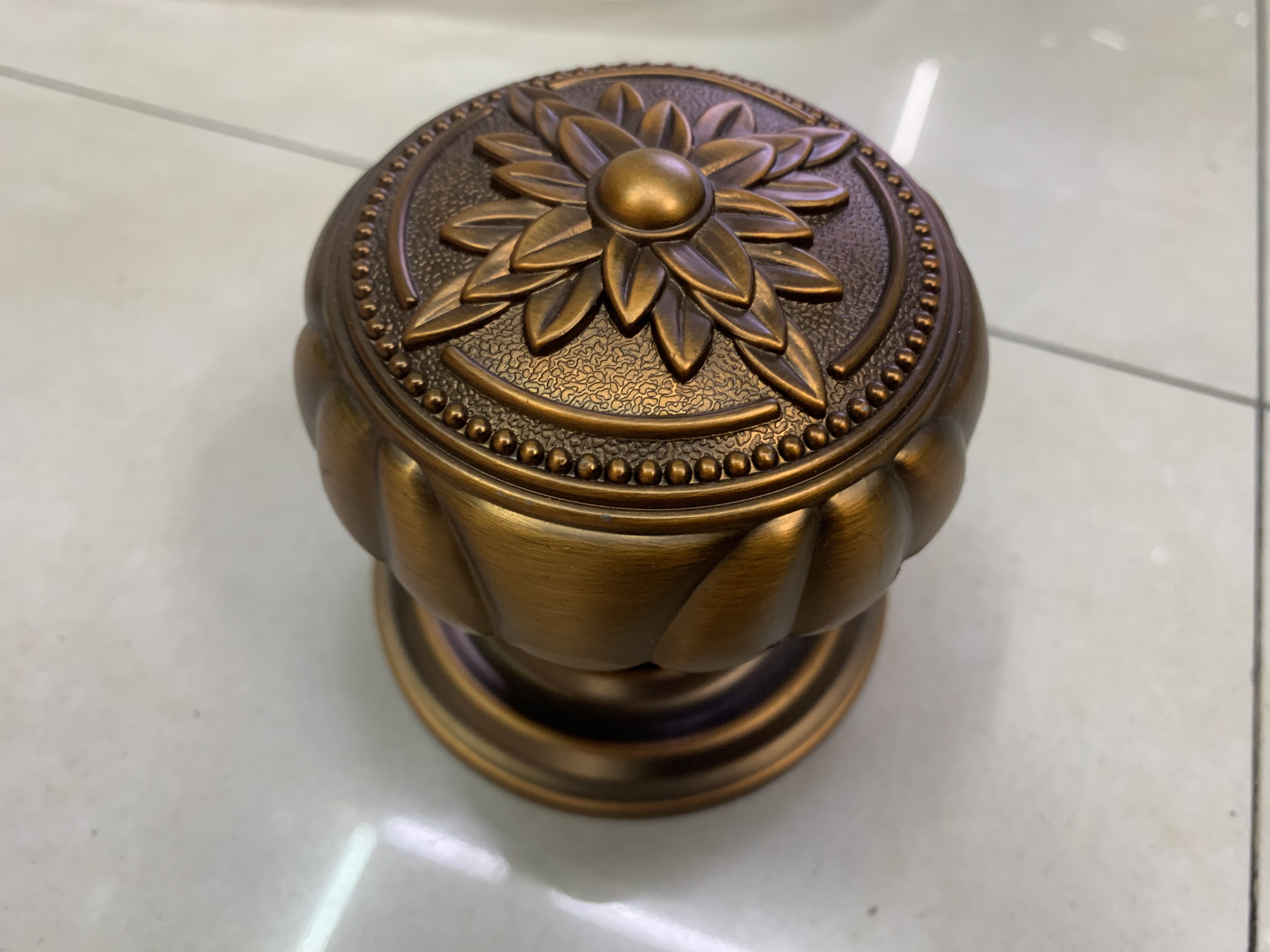 锌合金球锌合金球拉锌合金球拉