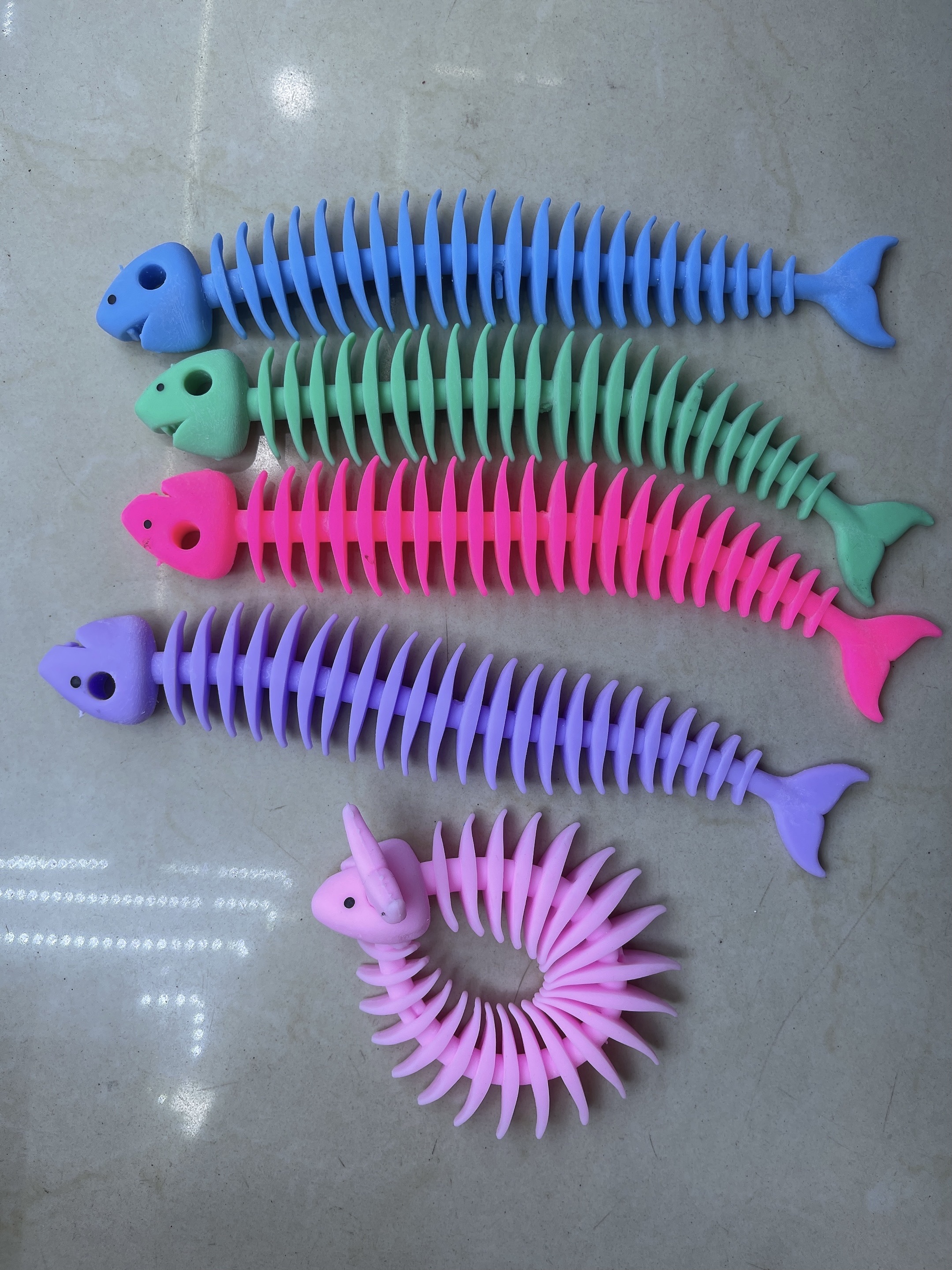 挤压玩具产品图