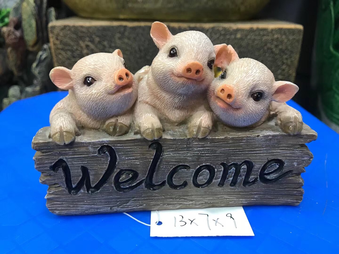 Pig-shaped home decoration items, living room book desk, outdoor garden courtyard, creative simulation models, cute gifts