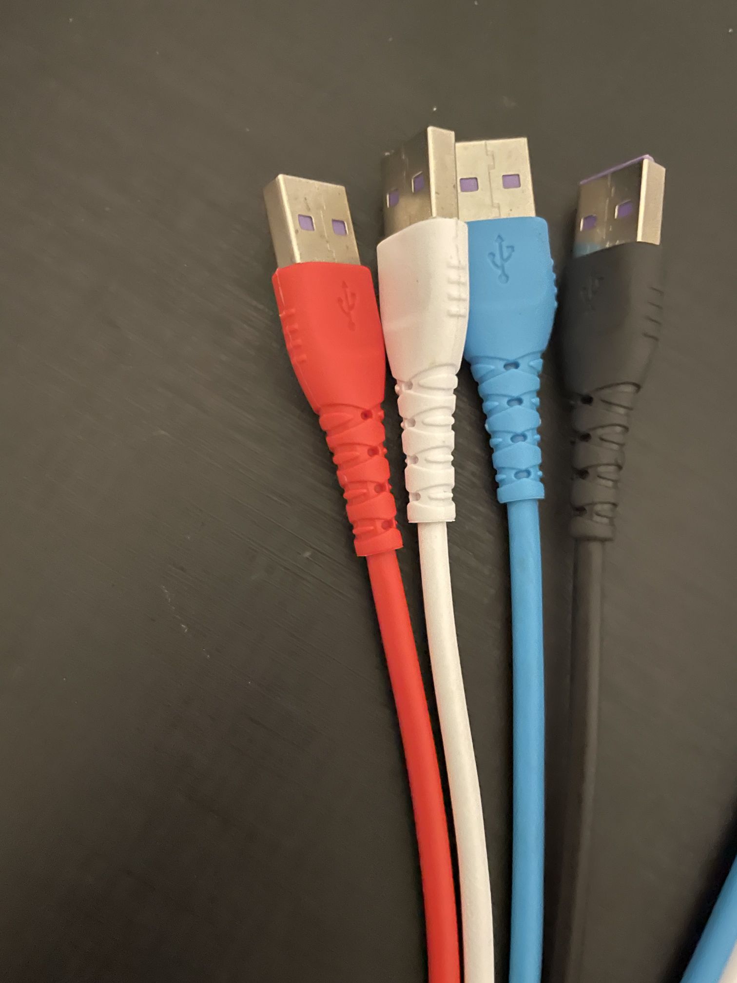Soft wire mobile phone charging data cable 100 copper wire V8- Type-C -IP