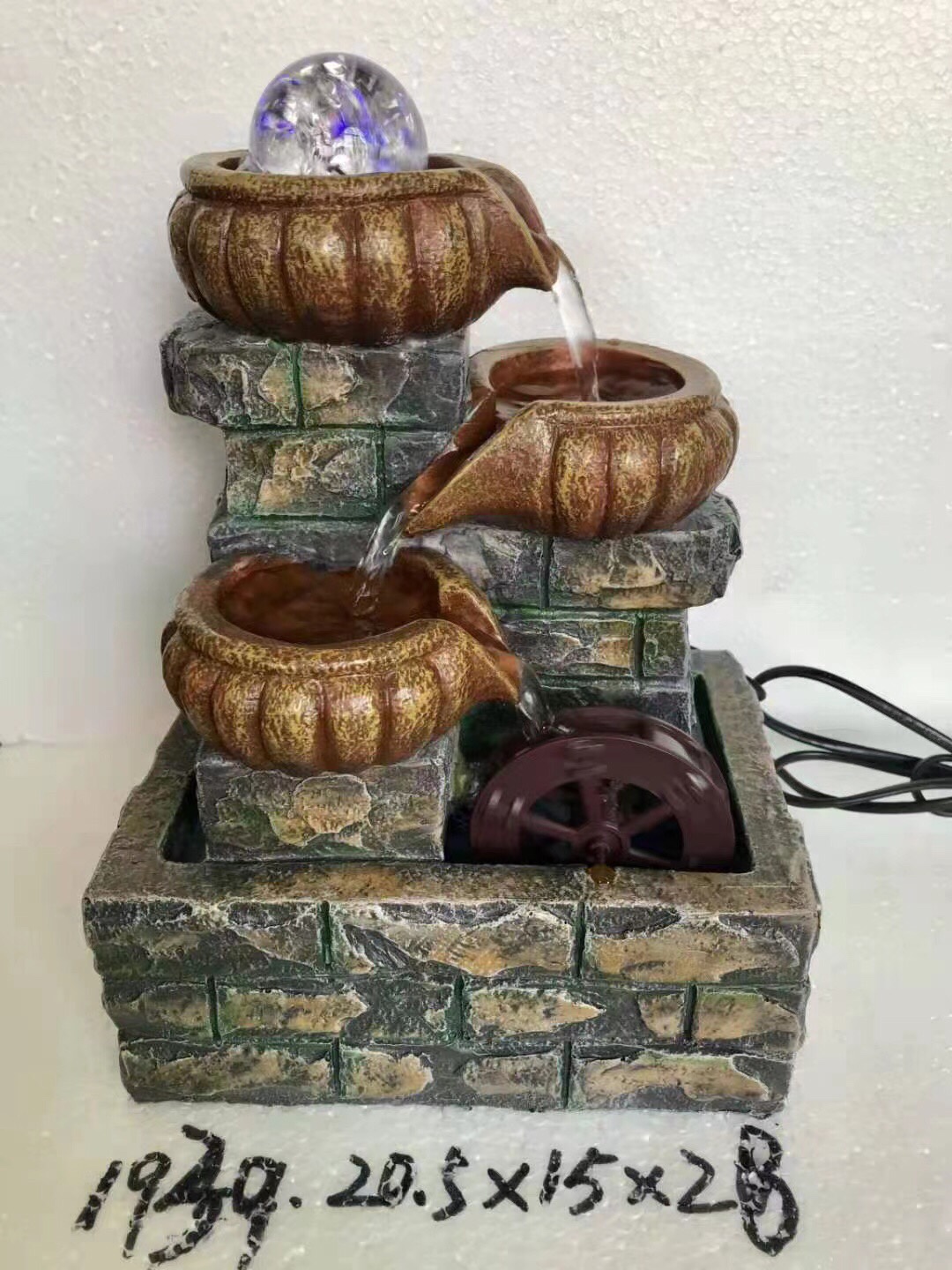Chinese-style desktop water fountain circulation decorative items, TV cabinets, living room, office and home decoration handicrafts Application Scenario
