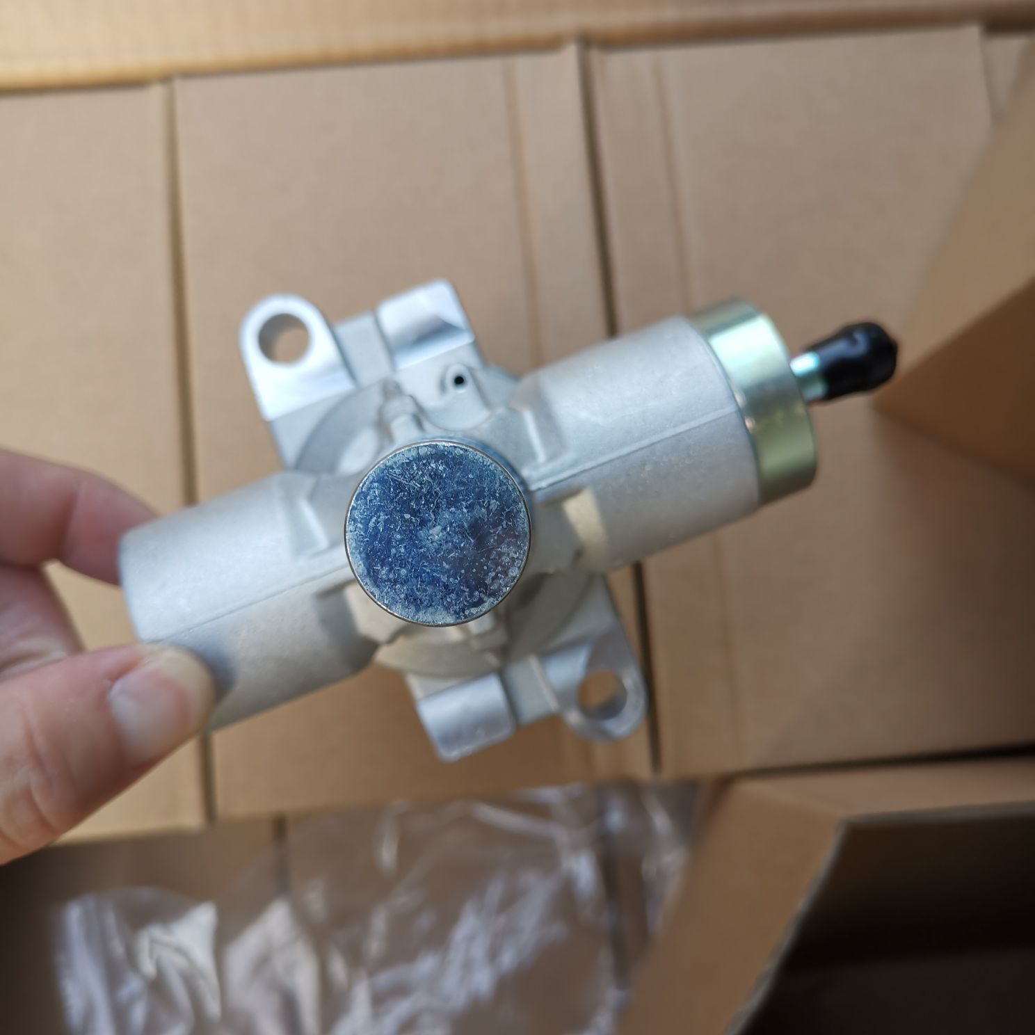 Ford off-road vehicle fuel system accessory fuel pump 1824415C93 detail image 4