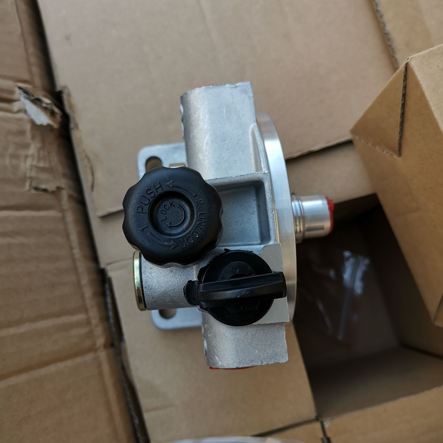 Volvo EC240B truck filter base 11110702 detail image 4
