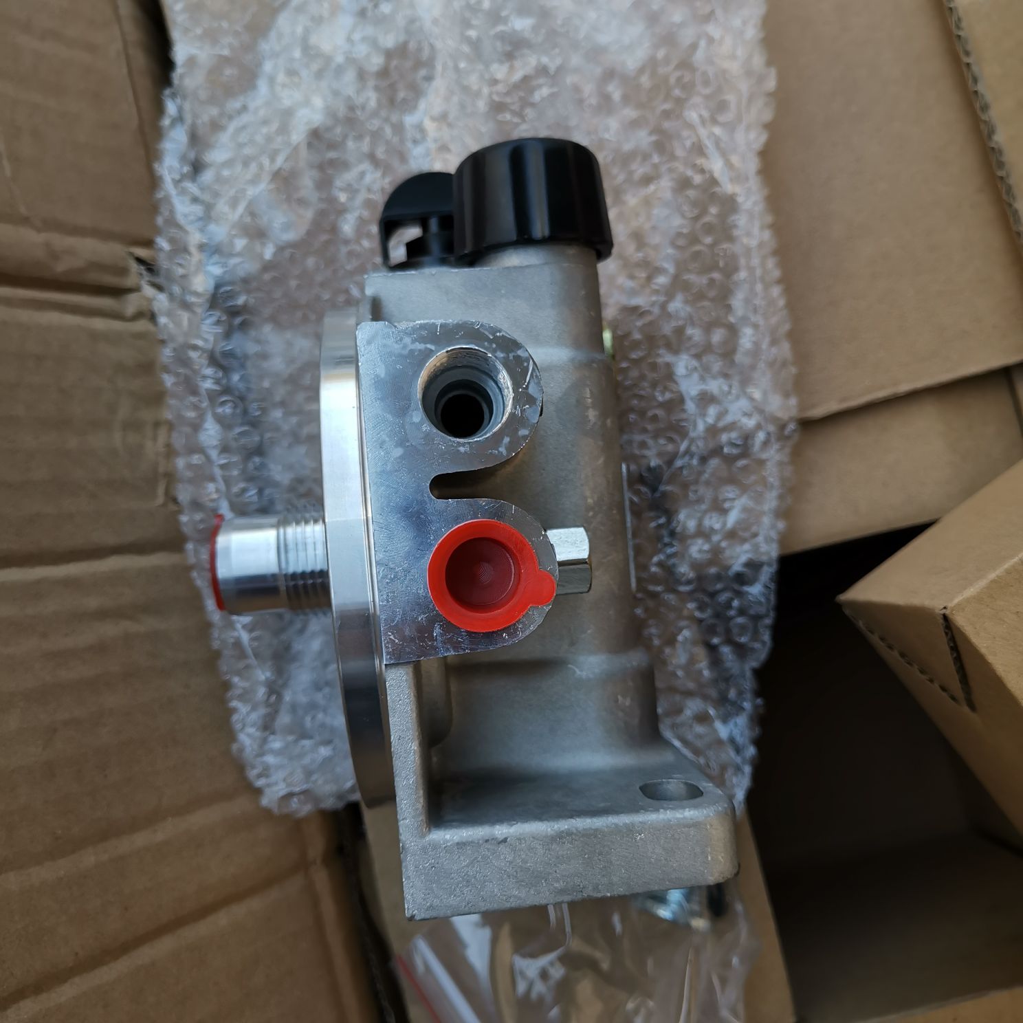 Volvo EC240B truck filter base 11110702 detail image 8
