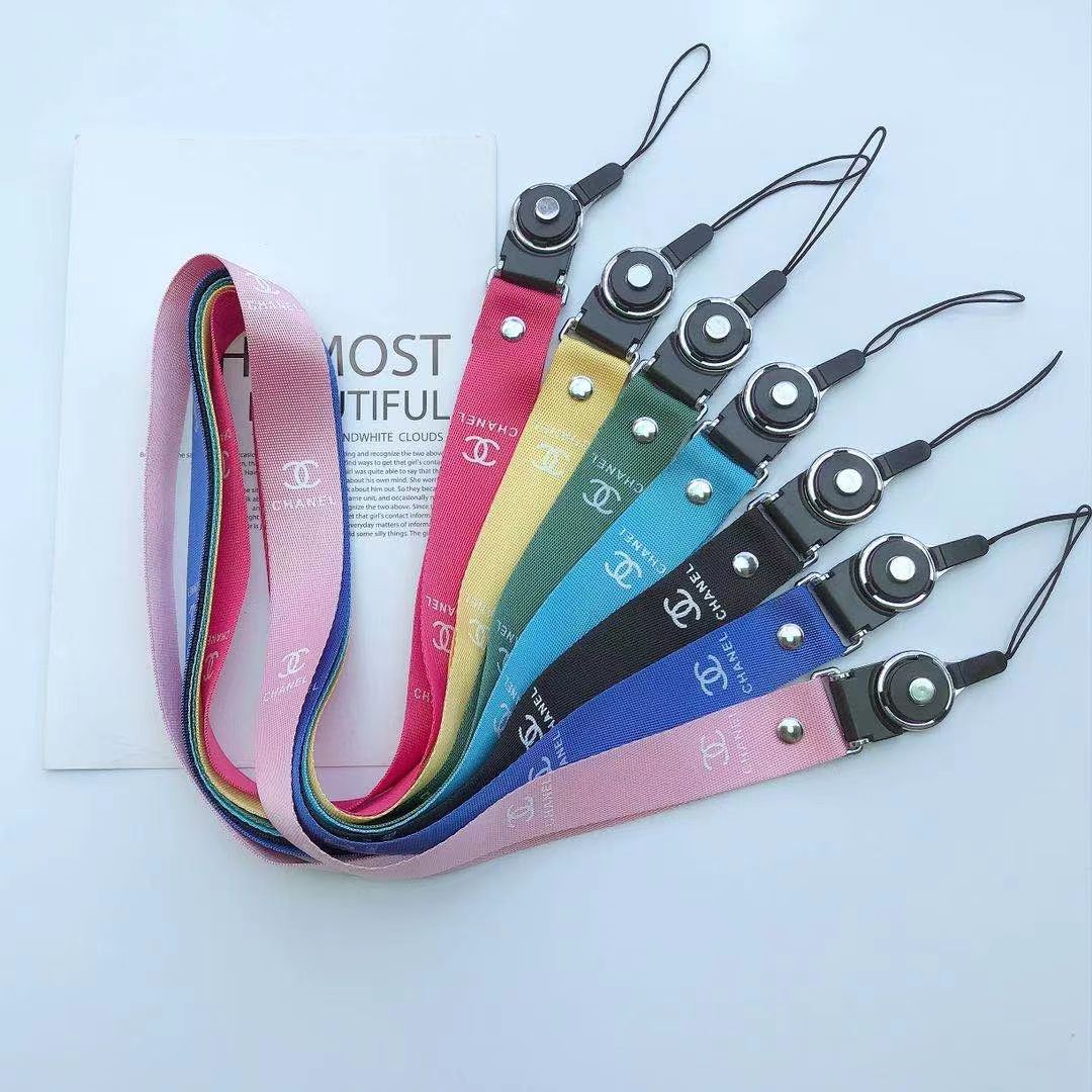 2.5mm silk-screened mobile phone lanyards and ID lanyards are available for cross-border direct supply Application Scenario