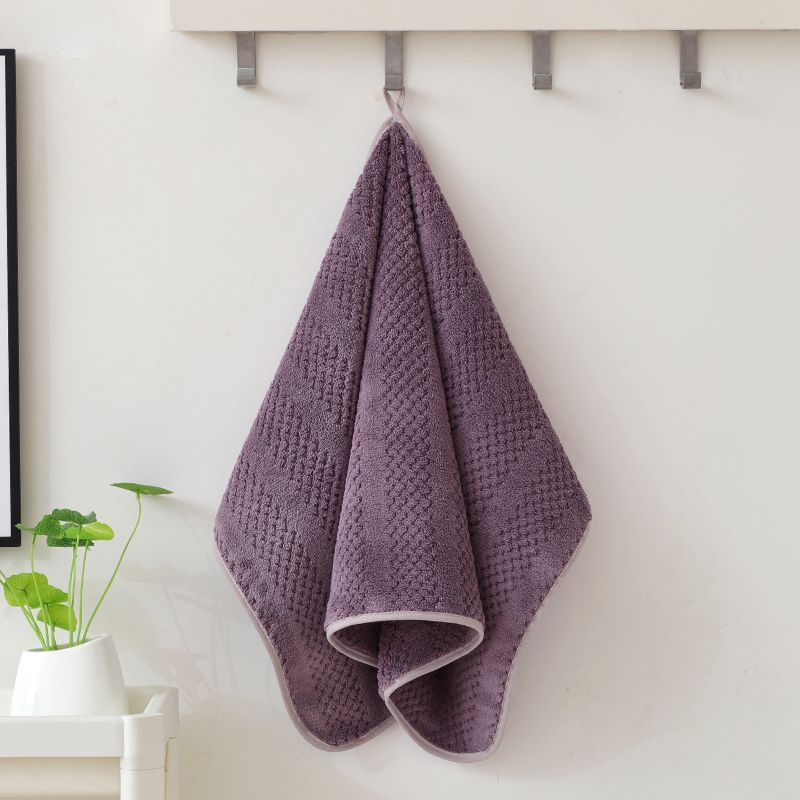 The new teak towel is dense in texture, soft to the touch, does not shed or fade, and is highly absorbent. It is a dry hair towel in plain color, measuring 35*75cm detail image 6