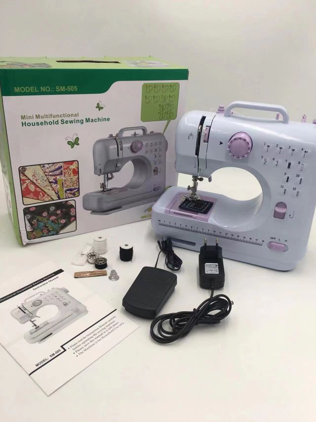 缝纫机/迷你家用白底实物图