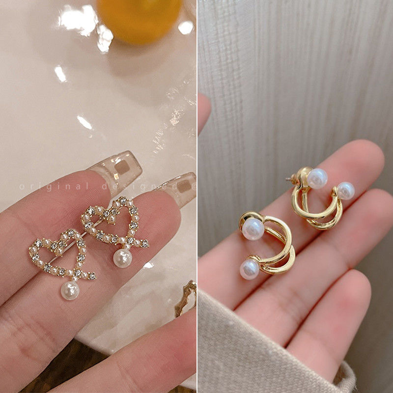 爱心珍珠锆石耳钉女2022年新款潮高级感轻奢耳饰韩国精致小巧耳环