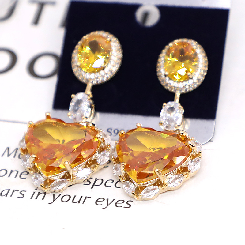 New European and American fashion earrings, heavy industry micro-inlaid multi-color zirconium diamond cute heart-shaped earrings, heart-shaped female stud earrings Item Picture