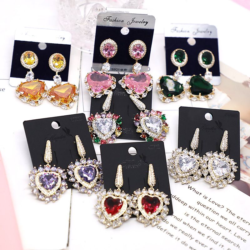New European and American fashion earrings, heavy industry micro-inlaid multi-color zirconium diamond cute heart-shaped earrings, heart-shaped female stud earrings
