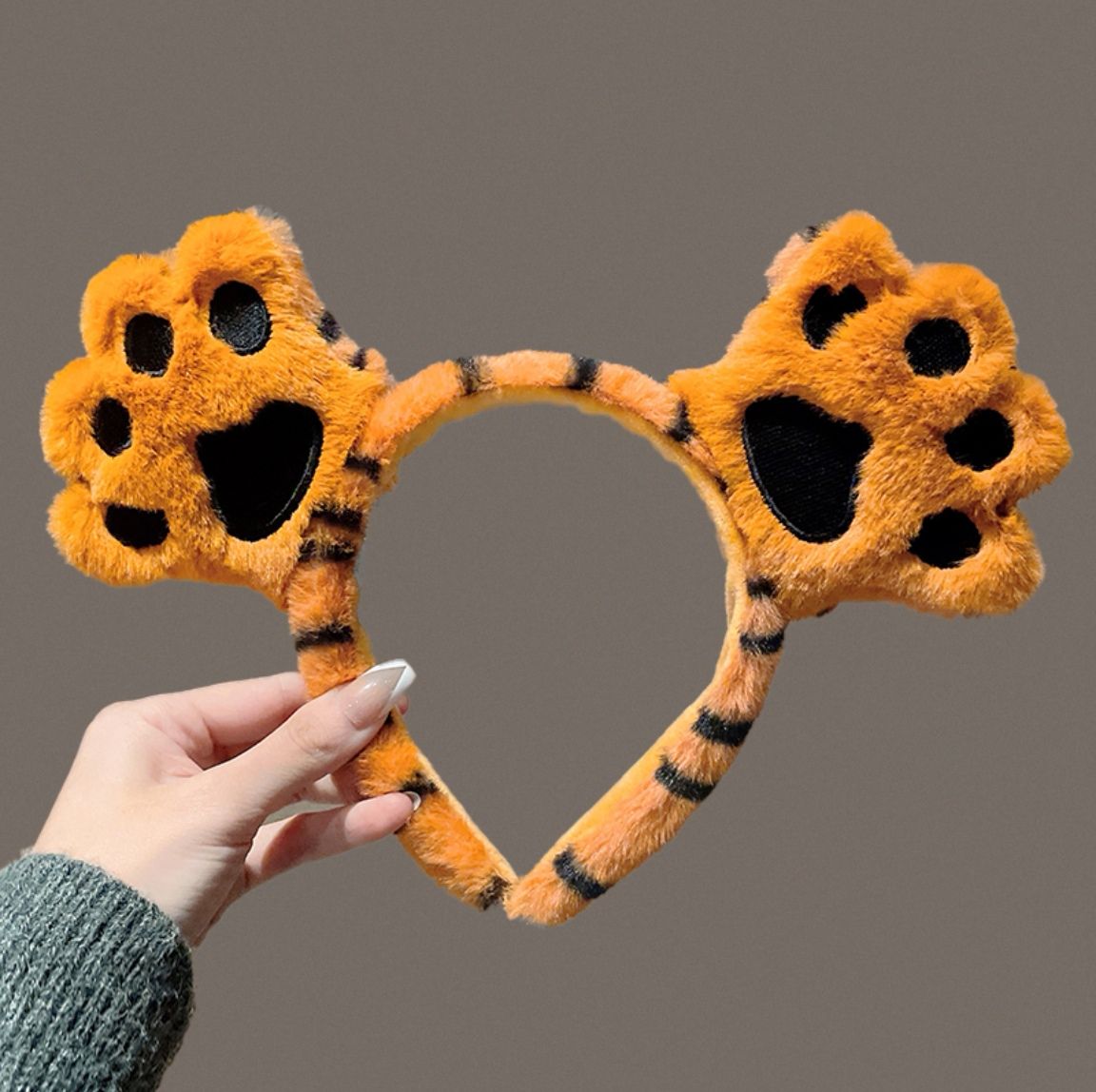 可爱老虎发箍2022新年头饰表演拍照压发头箍老虎耳朵毛绒发夹圣诞详情图3