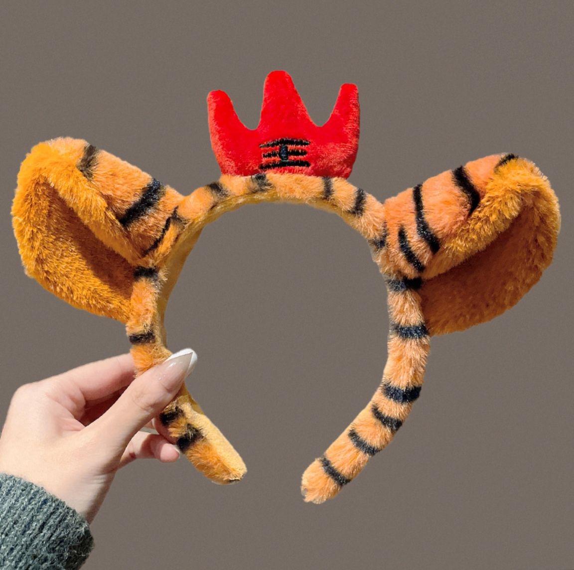 可爱老虎发箍2022新年头饰表演拍照压发头箍老虎耳朵毛绒发夹圣诞详情图4