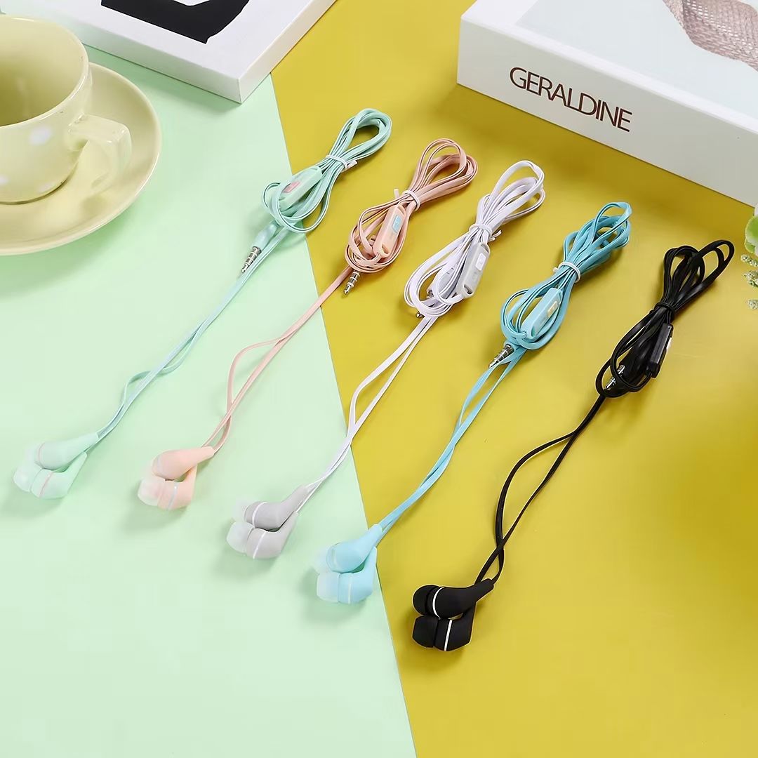 The MC-136 cartoon headphones are in-ear headphones with microphone and line control, suitable for Apple, Android and Huawei mobile phones. They offer deep bass Specification image