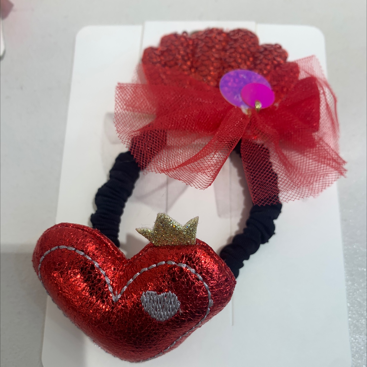 Red hairpin Specification image
