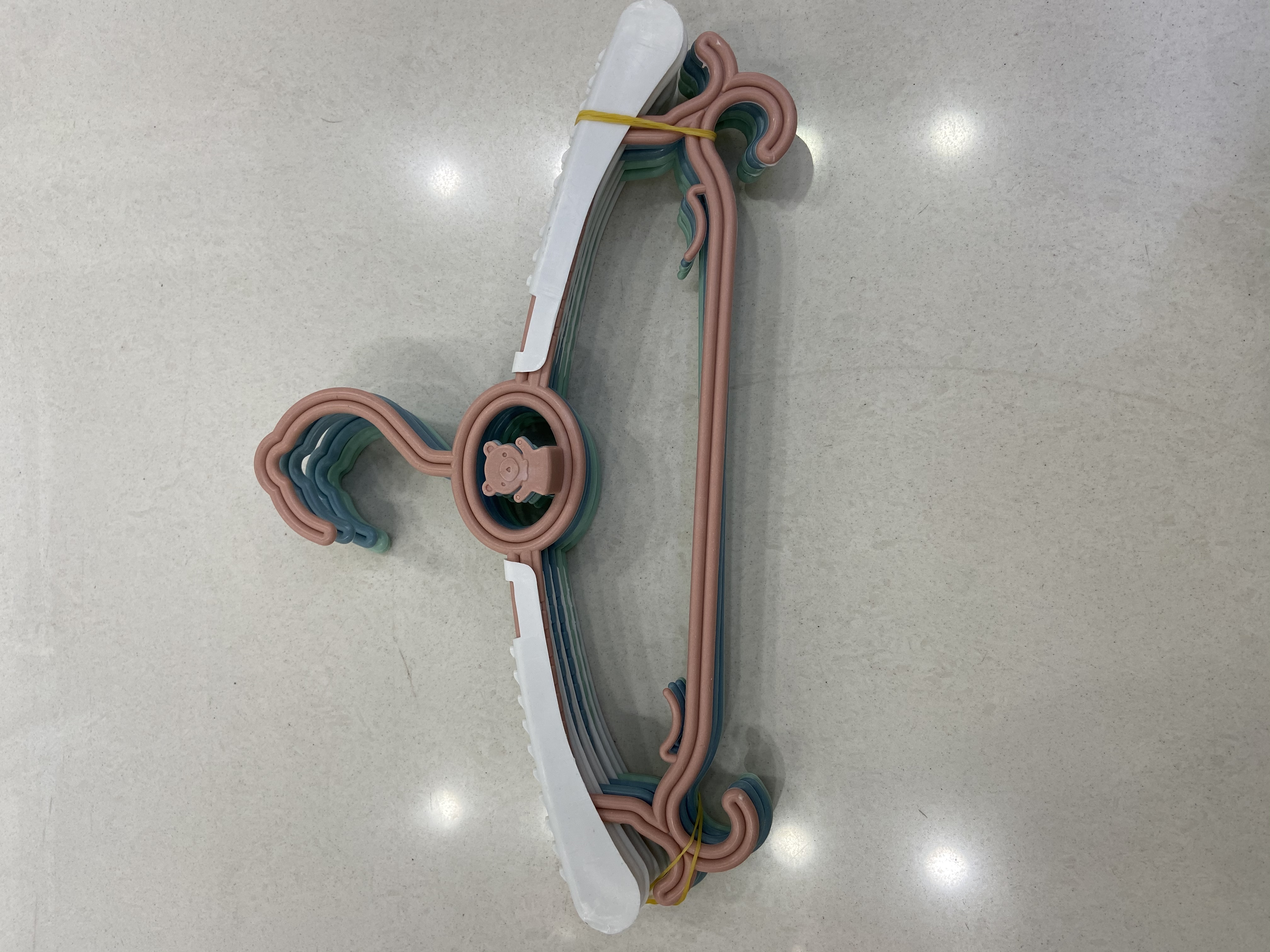 儿童伸缩衣架
