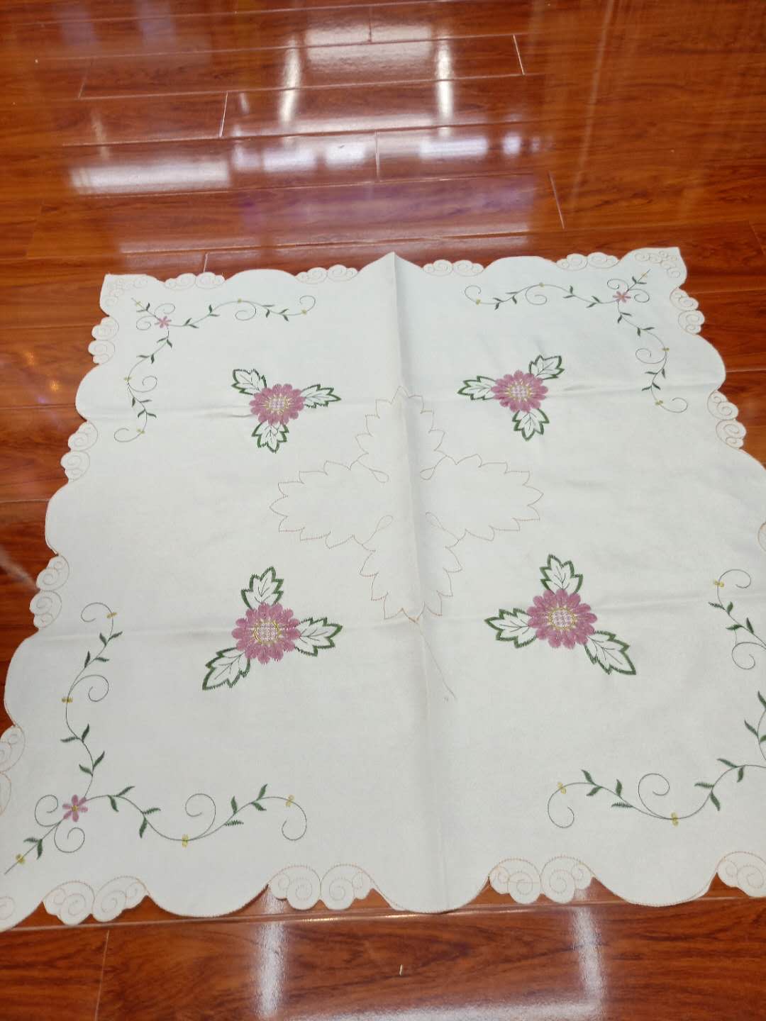 绣花/花卉/桌布 产品图