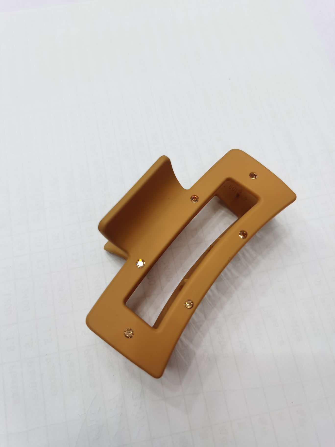Korean style popular light luxury matte elastic lacquer inlaid with crystal diamonds, scratch-resistant square hollowed-out hair clipper and head accessory detail image 7