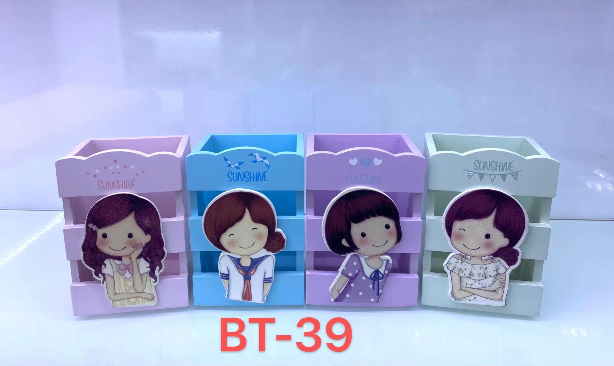 BT-39 简约桌面整理中式古风学生礼品竹笔筒