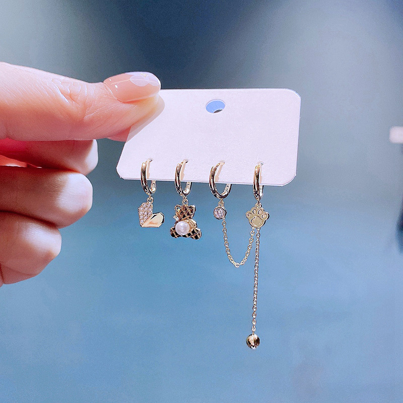 High-end, sweet, cool and fashionable earring set for women, exquisite zircon pearl, cute heart-shaped bear ear buckles and small ear rings detail image 4