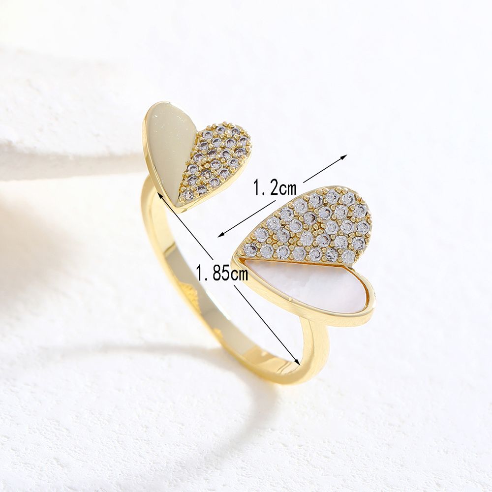 Fengyu Heart-shaped Shell Ring, Summer Niche design, ins Trendy light Luxury Index Finger opening Ring, fashionable and individual, adjustable light Luxury 001 Application Scenario