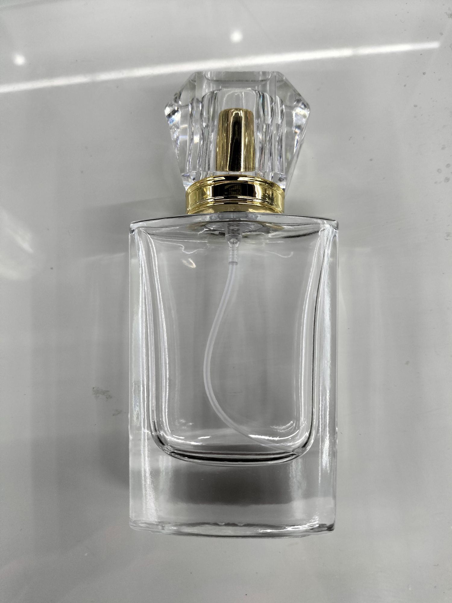 玻璃瓶/香水瓶/香水盖子喷头产品图