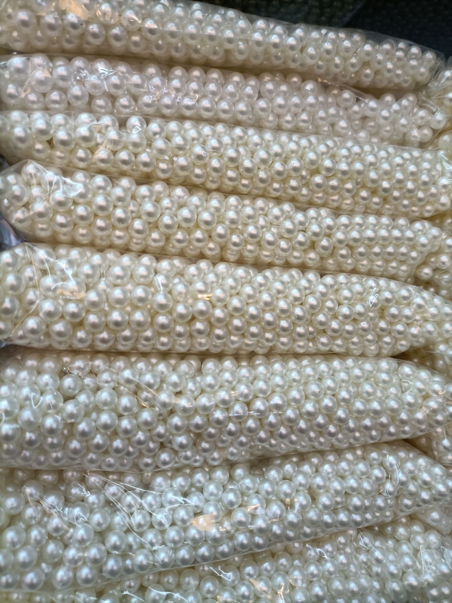 Zhen Ti 6 ordinary imitation pearl round beads without holes, 50 jin per piece 01