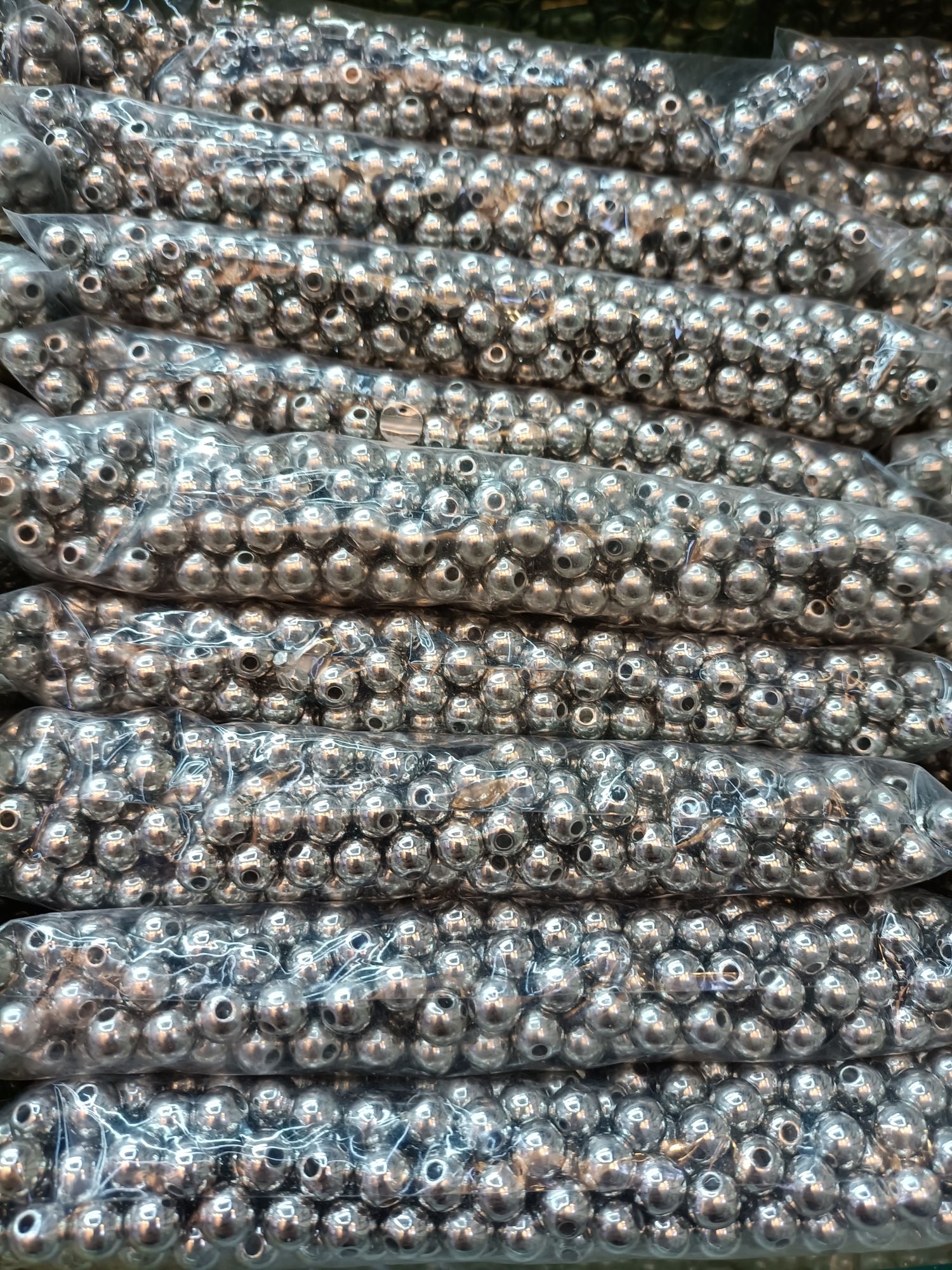 Zhen Ti 6 White k imitation pearl round beads without holes, 50 jin per piece 01