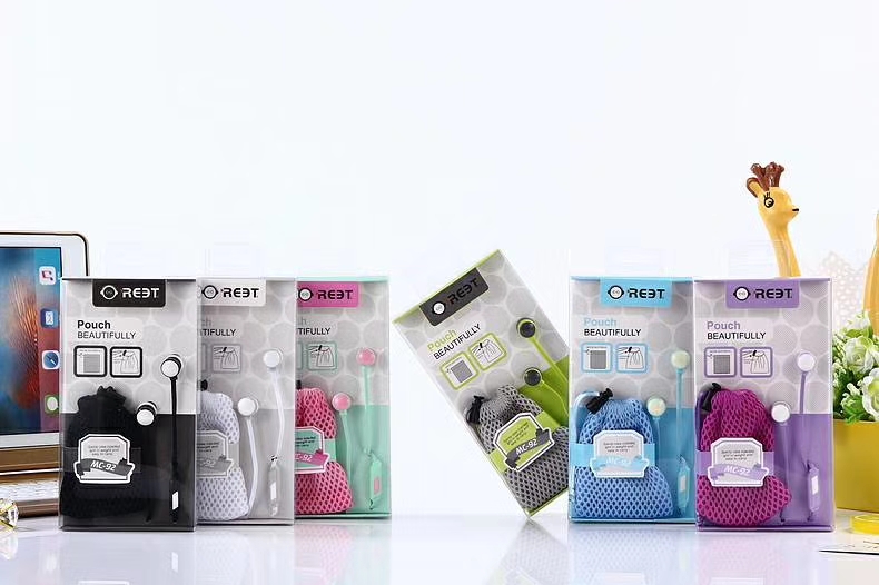 Sogo brand headphones, MC-92 branded headphones, mobile phone headphones, ear tips, ear labels, ear cables details Picture